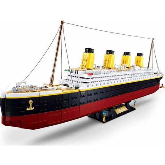 Sluban Titanic 1:350 Building Set – 2,401 Pieces (B1122)