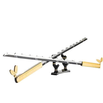 DK 1513 Demon Slayer Inosuke Dual Serrated Nichirin Blade Building Block Model (Beige)