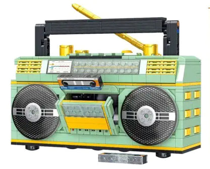 T2111 — Vintage Radio | Building Block Model